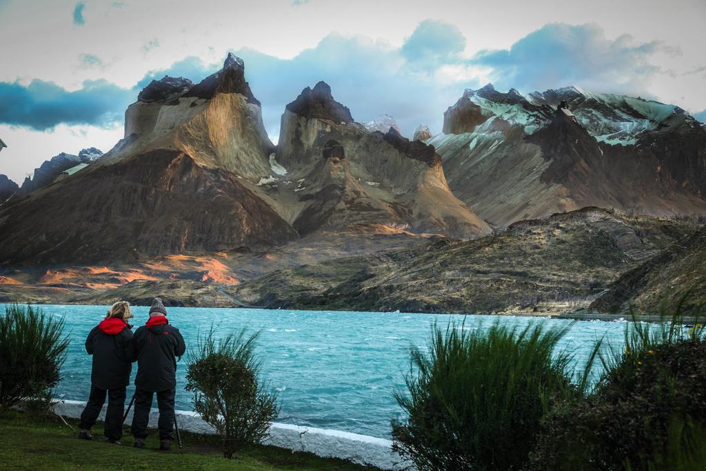 Hosteria Pehoe Torres del Paine National Park Exterior photo